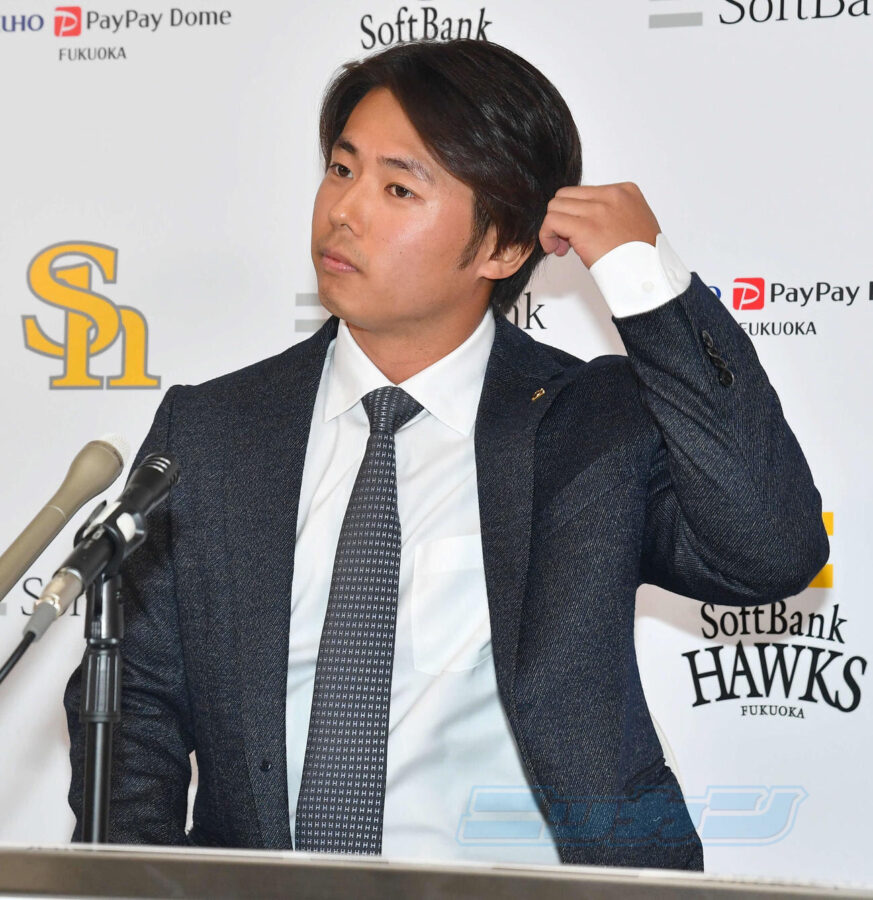 田浦文丸年俸